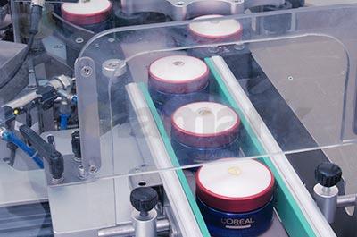 高精度雙標簽圓周定位智能貼標機