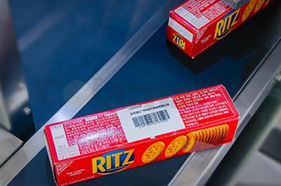 機器人視覺定位智能貼標(biāo)機