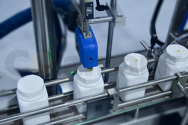 說明書頂面智能貼標(biāo)機(jī)