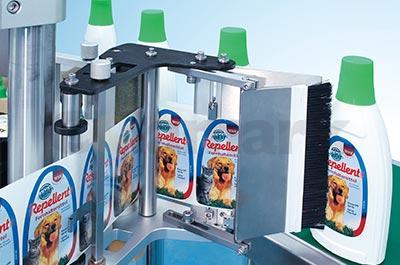 6個(gè)貼標(biāo)頭的落地式貼標(biāo)機(jī)應(yīng)用